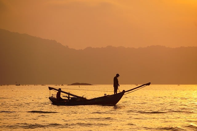 Free Sunrise Boat photo and picture