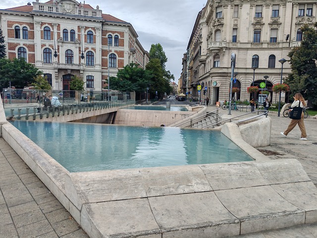 Budapest, Szent Gellért Tér, Architektur