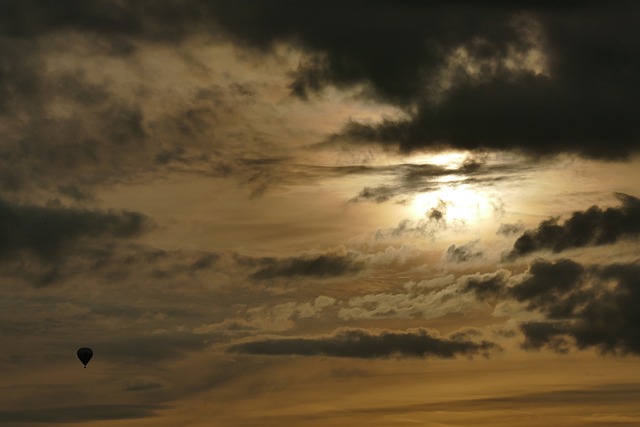 Free Hot Air Balloon Twilight photo and picture