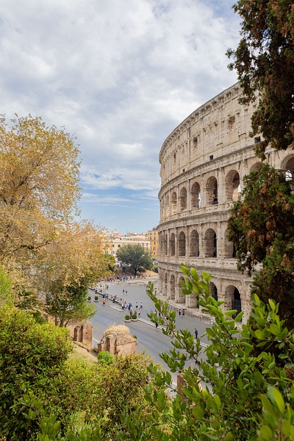 Free Colosseum Rome photo and picture