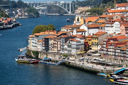 Free City River photo and picture
