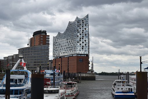Free Hamburg Harbor photo and picture