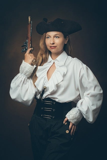 Free Pirate Woman photo and picture