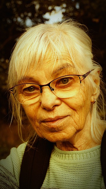 Free Woman Older photo and picture