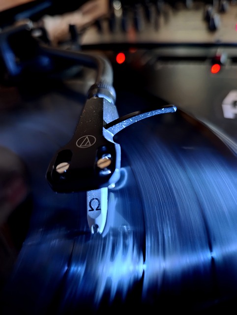 Free Turntable Music photo and picture