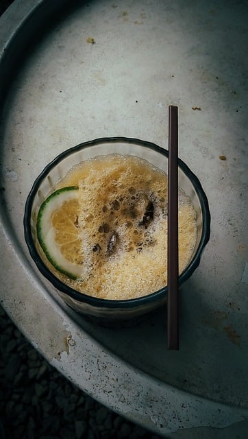冰咖啡, 柠檬, 清爽饮料, 夏季饮品, 吸管, 冷饮, 泡沫咖啡, 玻璃容器
