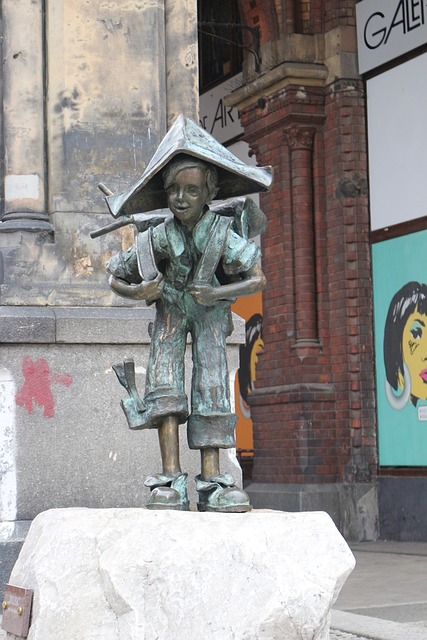 Free Sculpture Bronze photo and picture