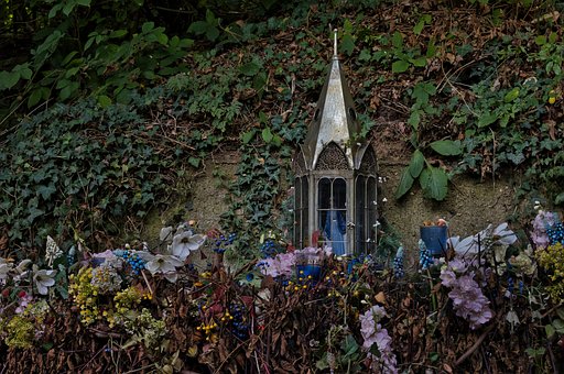 Free Miniature Church photo and picture