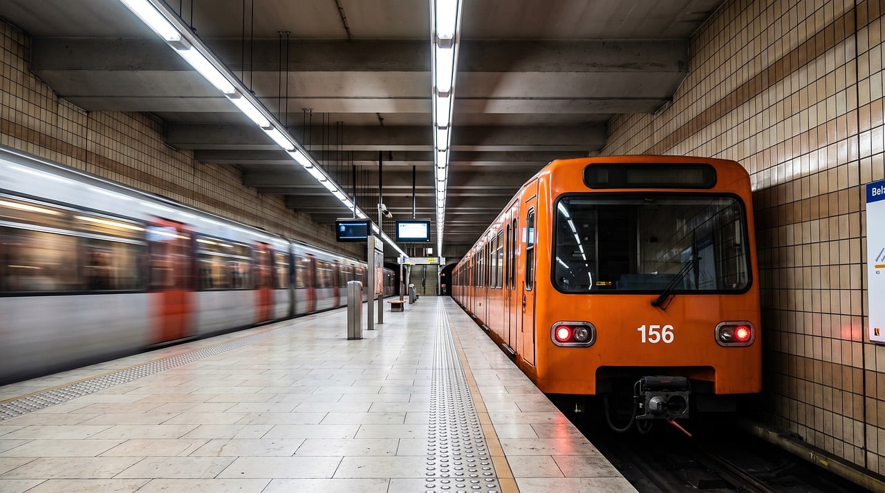 Metro, Stanica, Vlak, Nástupiště