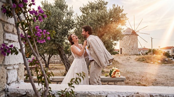 Free Wedding Couple Windmill illustration and picture