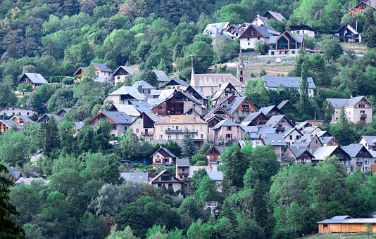 多山的, 村庄, 建筑, 教堂, 自然, 屋顶, 景观, 绿色, 山脉, 路