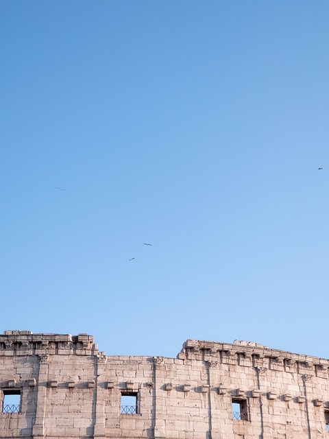 Anfiteatro Romano, Arquitetura Histórica