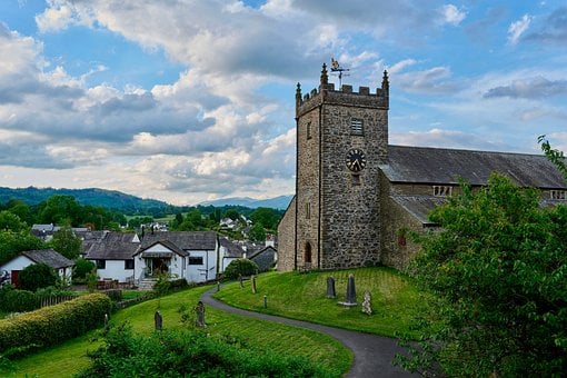 Kirke, Stenskirke, Klokketårn