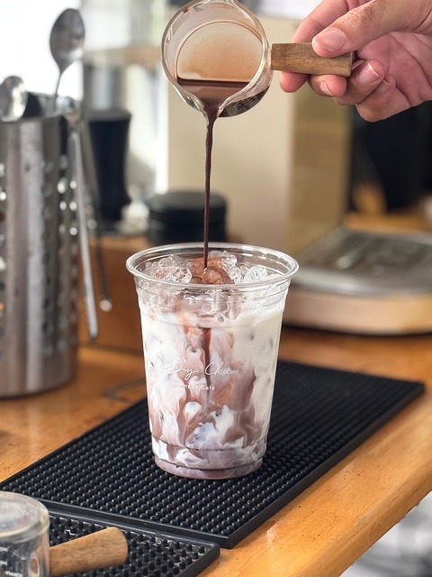 Iskaffe, Melkekaffe, Sjokoladesaus, Is