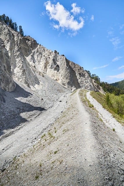 Berg, Pad, Rotsachtige Weg, Natuur