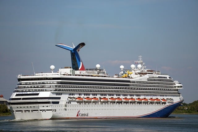 Cruiseschip, Oceaan, Entertainment