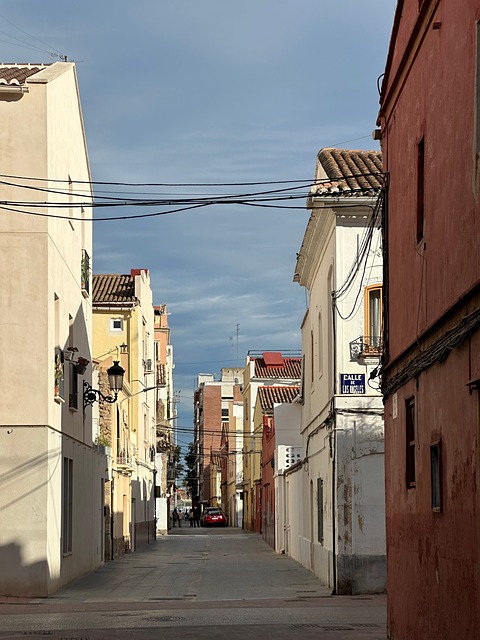 Stradă Îngustă, Clădiri, El Cabanyal